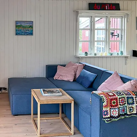 2 Bedroom Amazing In Thyholm